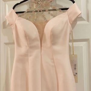 Tarik Ediz pink size 8 brand new no alterations.